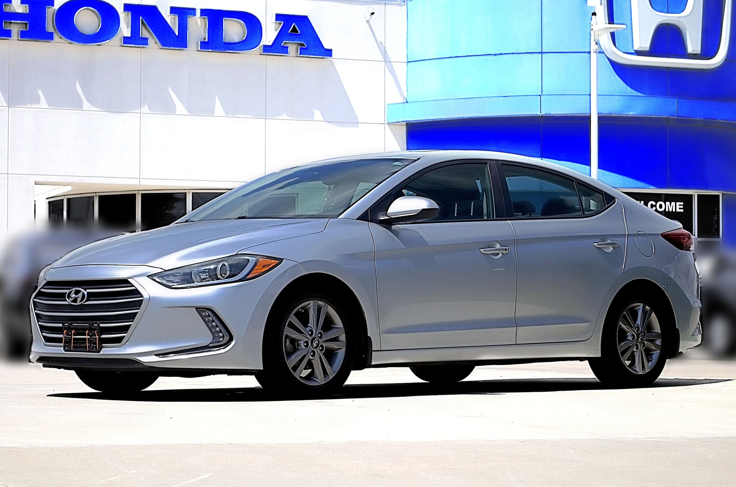 2018 Hyundai Elantra 1.8 Value Edition A/T SULEV's photo