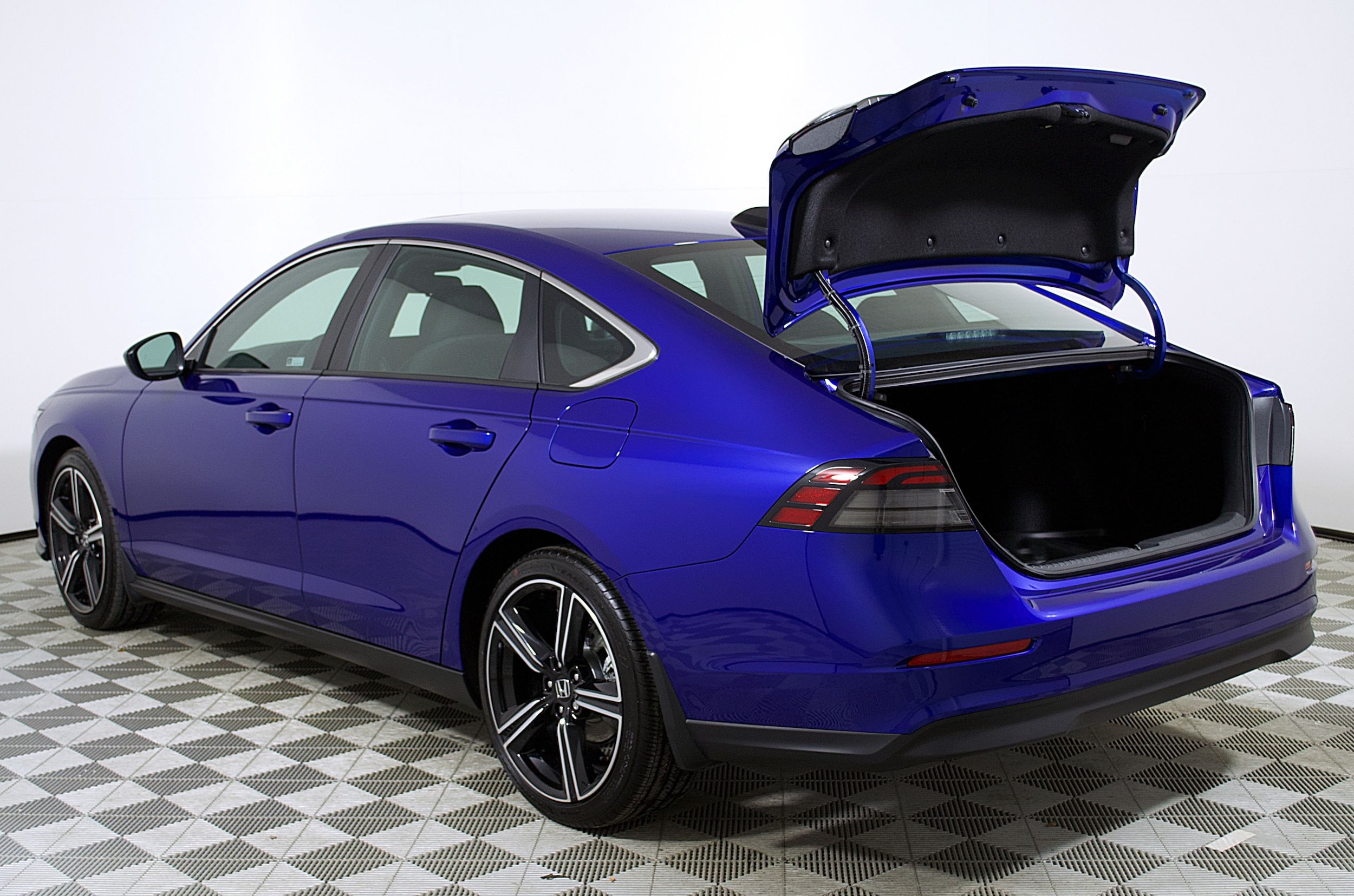 2026 Honda Accord Hybrid Sport - Photo 10