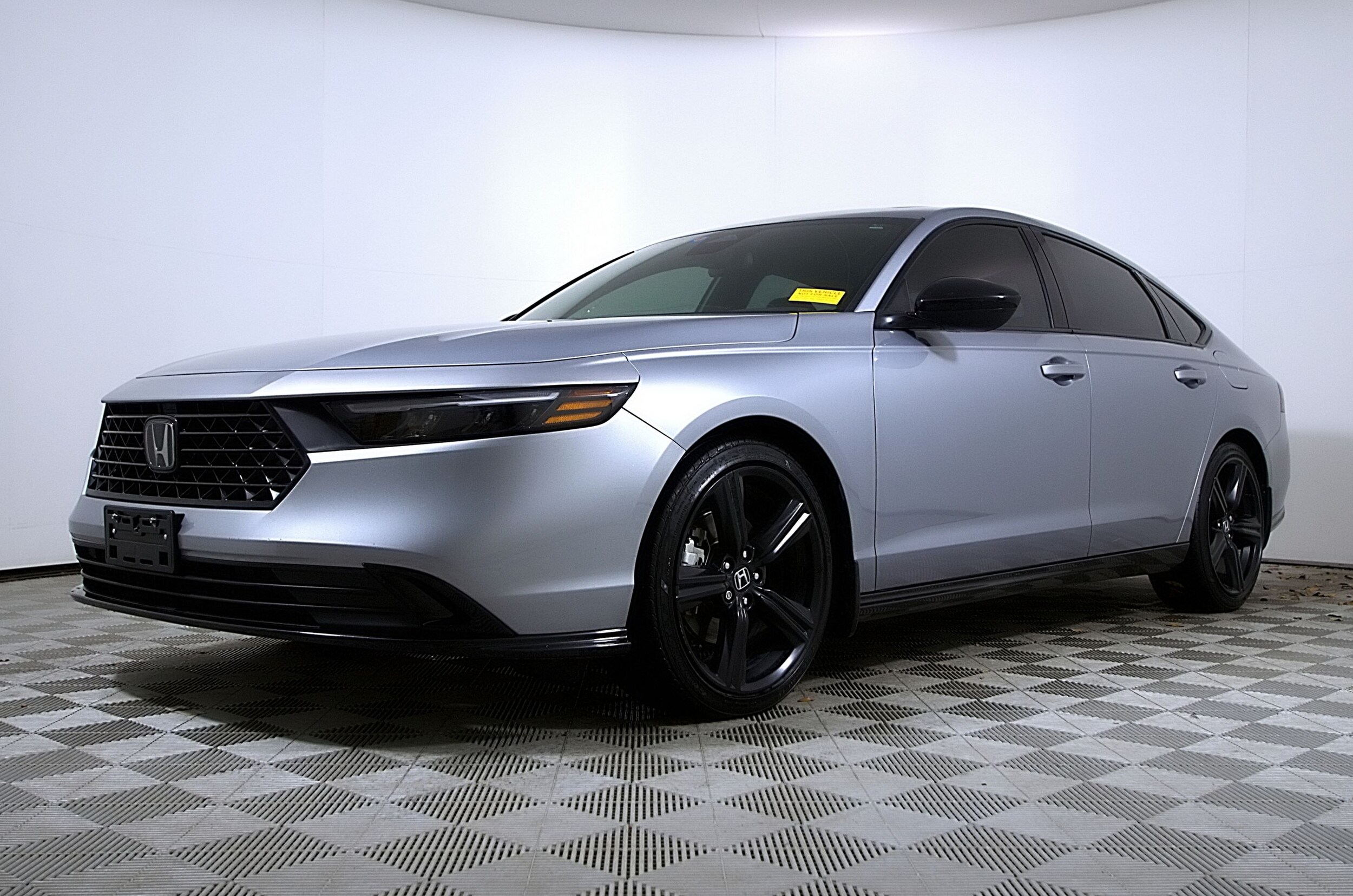 2023 Honda Accord Hybrid Sport-L photo 2