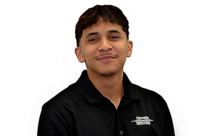 Staff member Eliel Ramirez from ID_be1b9df63915