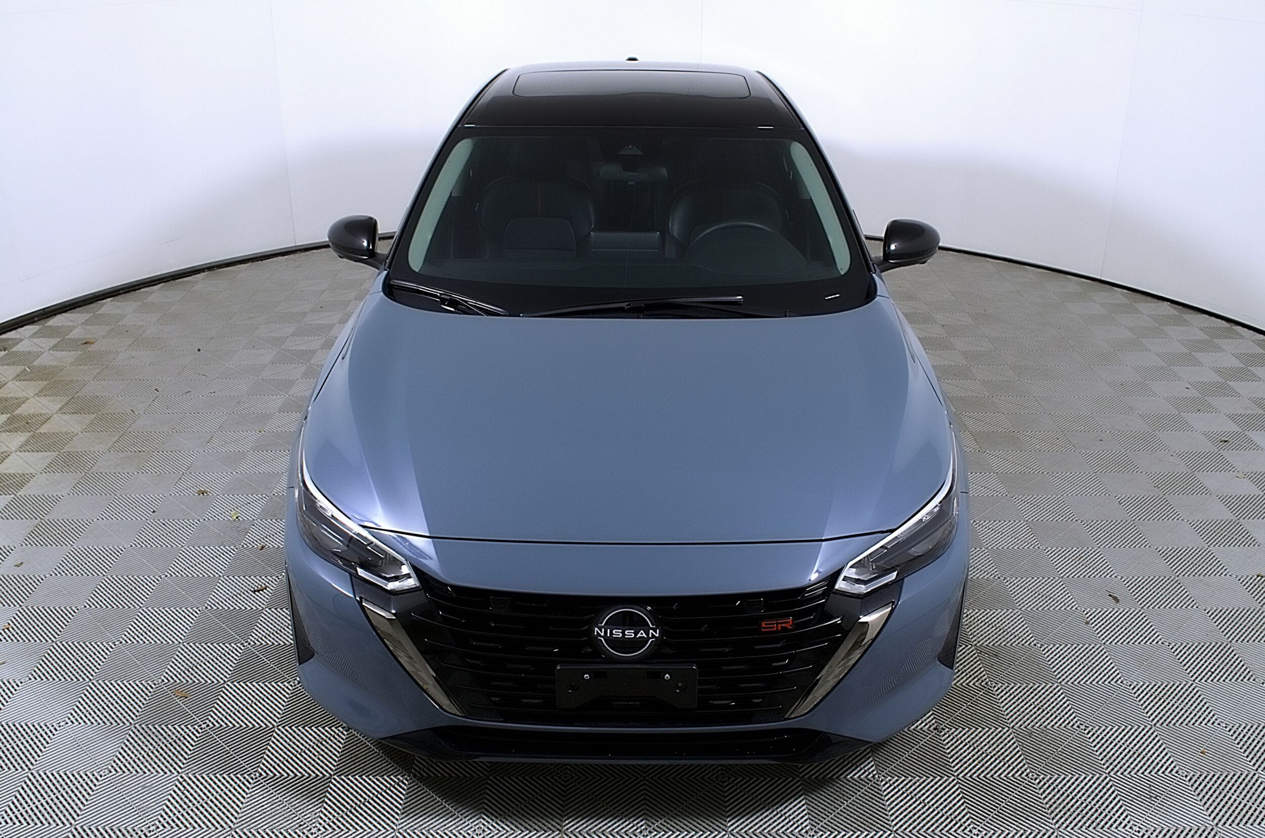 2024 Nissan Sentra SR Premium photo 2