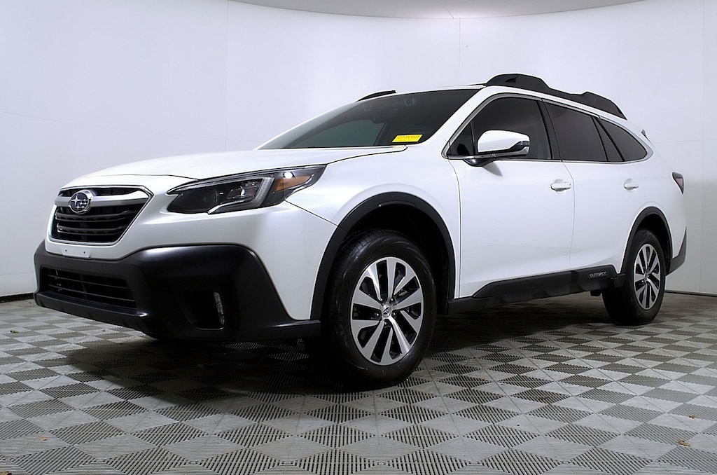Used 2022 Subaru Outback Premium SUV