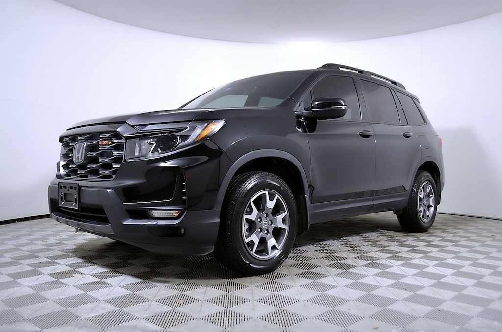 Used 2023 Honda Passport TrailSport SUV