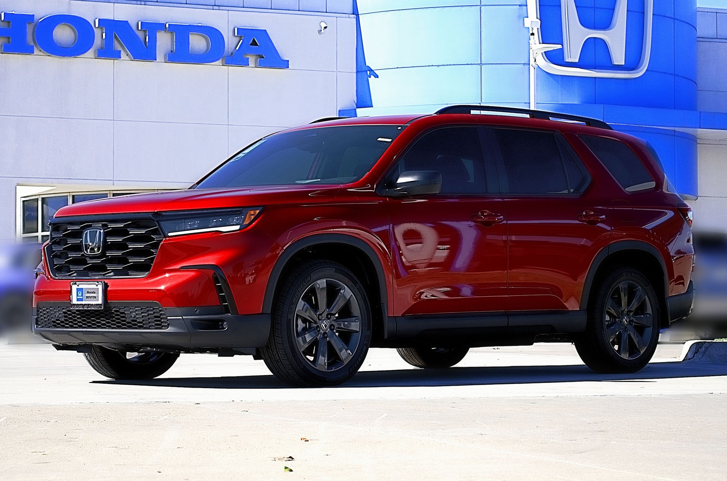 2025 Honda Pilot Sport's photo