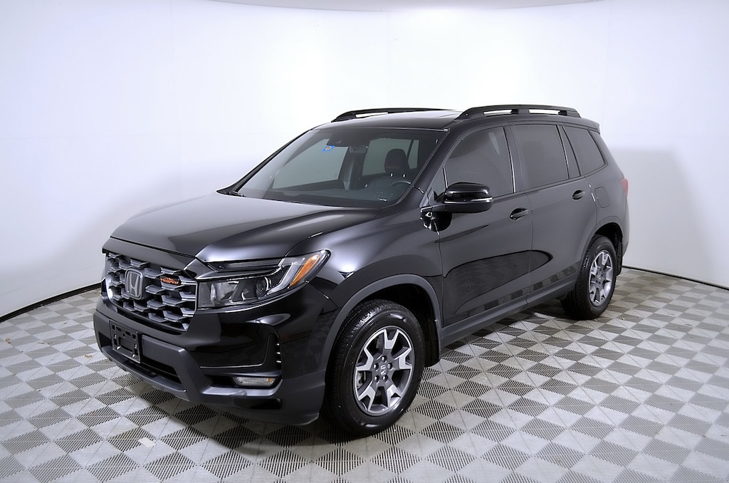 Used 2023 Honda Passport TrailSport SUV