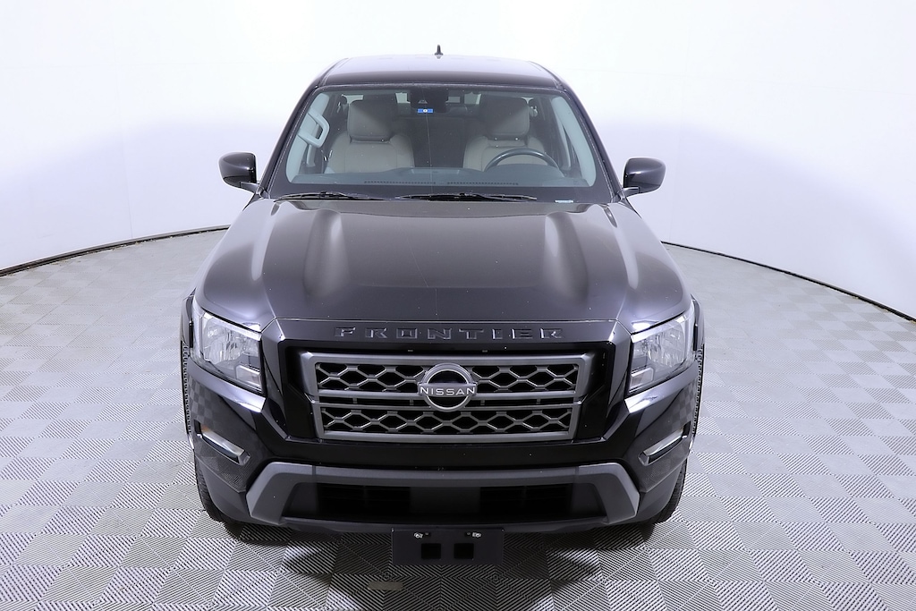 Used 2024 Nissan Frontier SV Truck Crew Cab