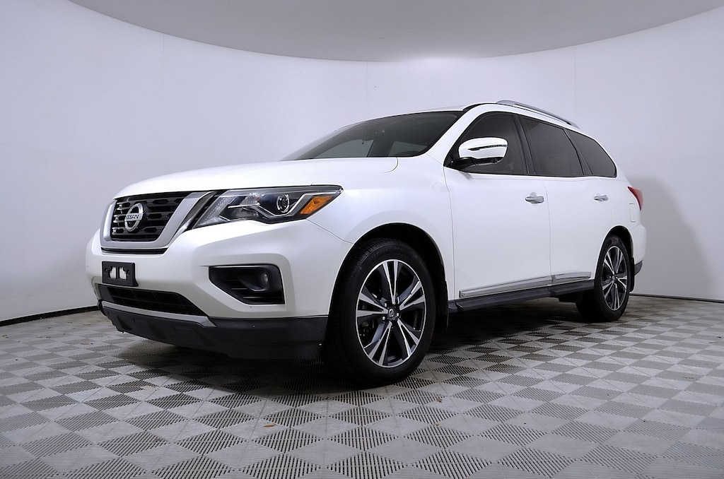 Used 2018 Nissan Pathfinder Platinum SUV