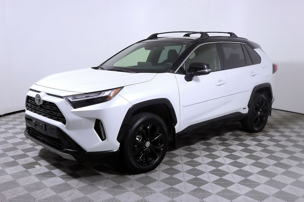 Used 2025 Toyota RAV4 Hybrid XSE SUV