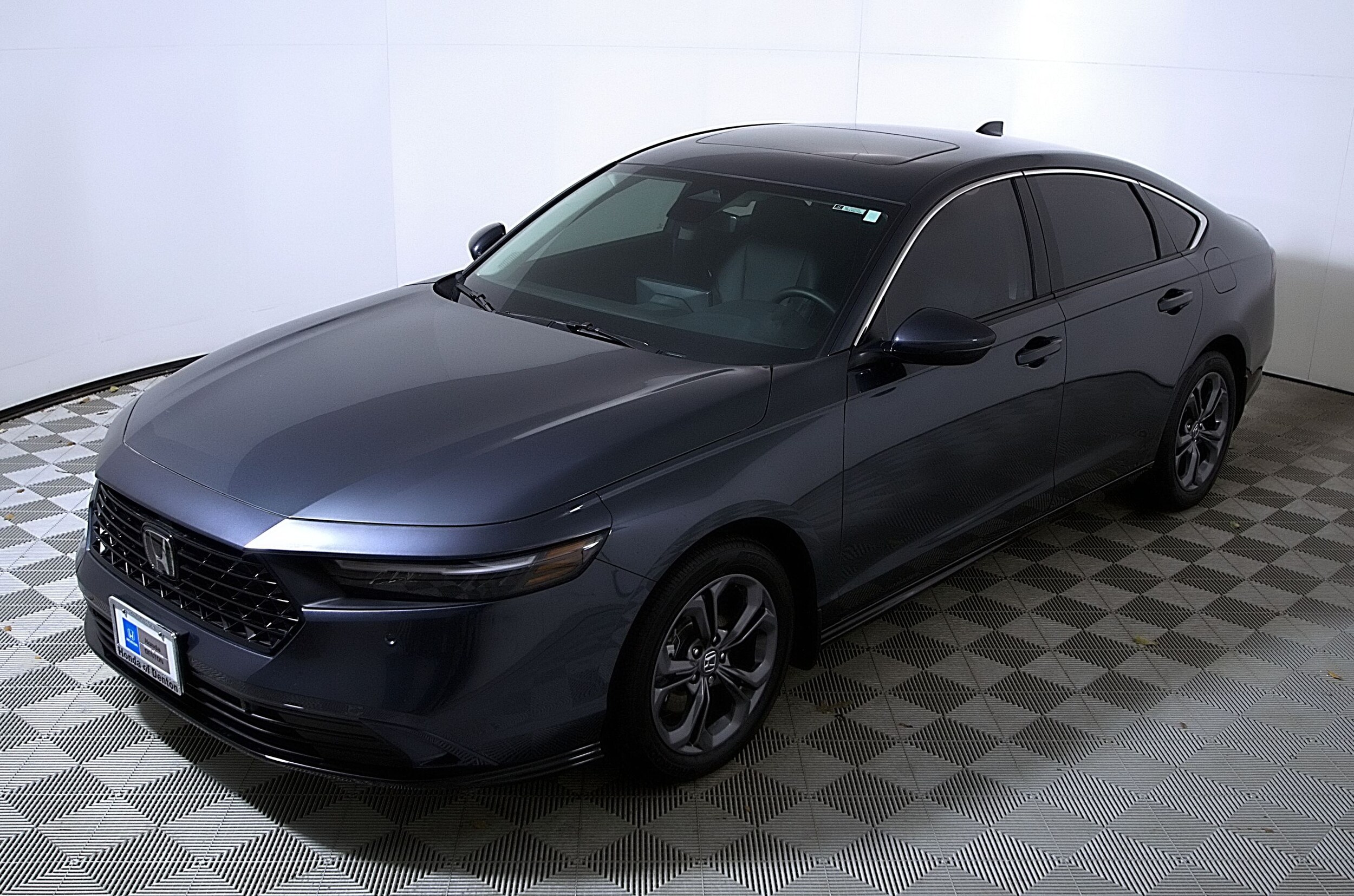 2025 Honda Accord EX-L photo 3