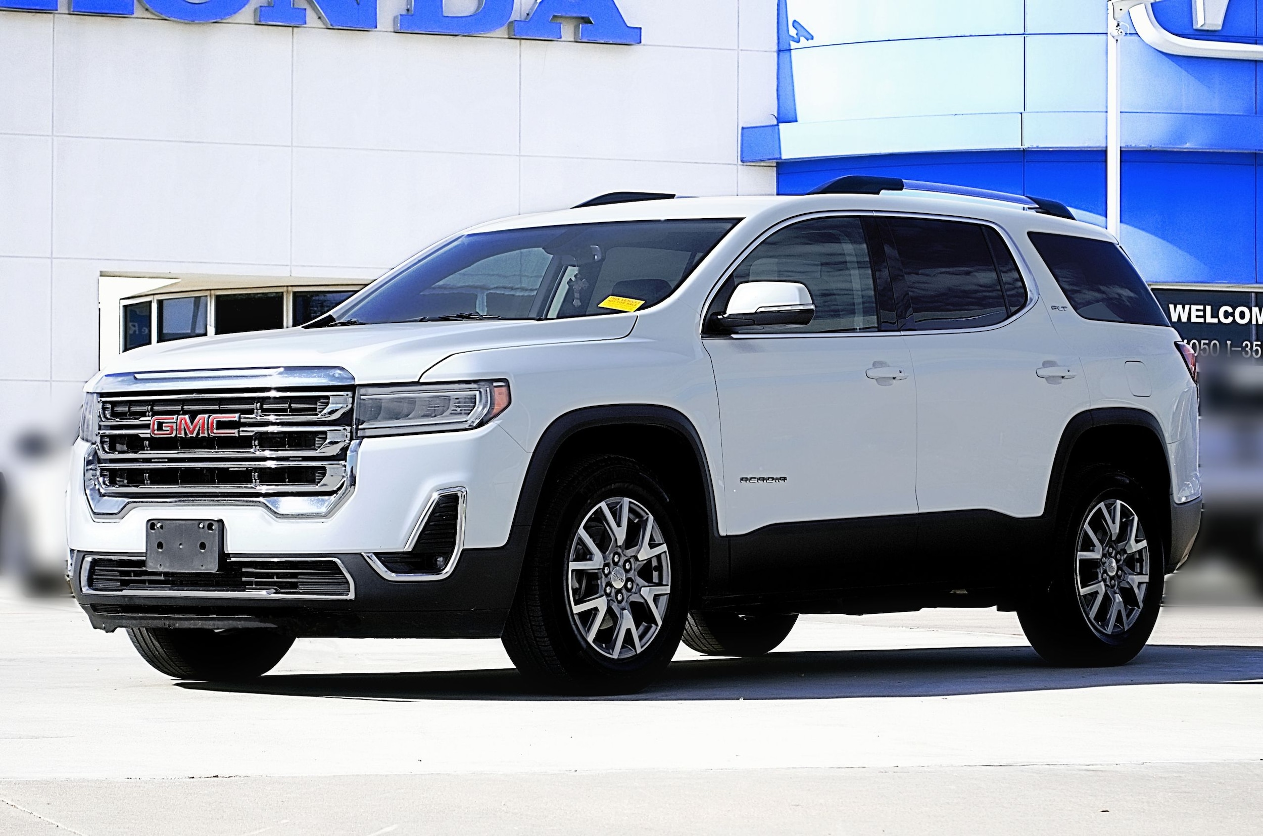 2020 GMC Acadia SLT's photo