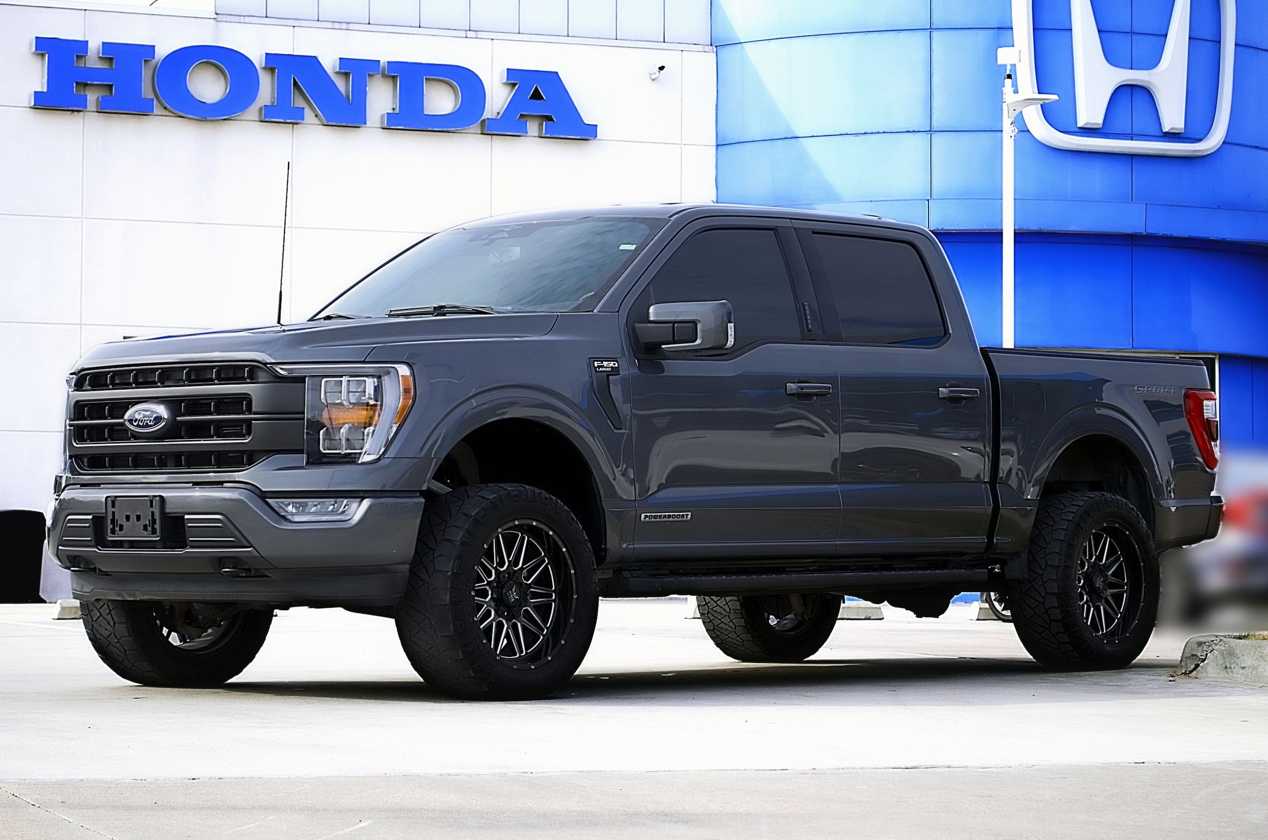 2023 Ford F-150 Lariat