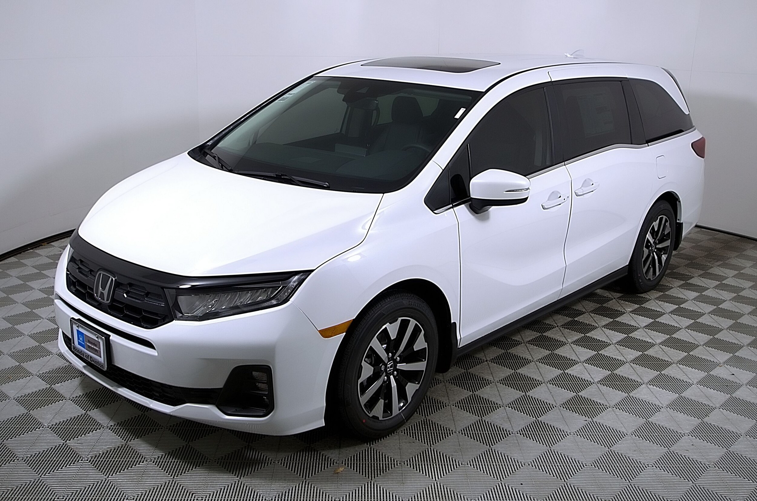 2025 Honda Odyssey EX-L photo 3