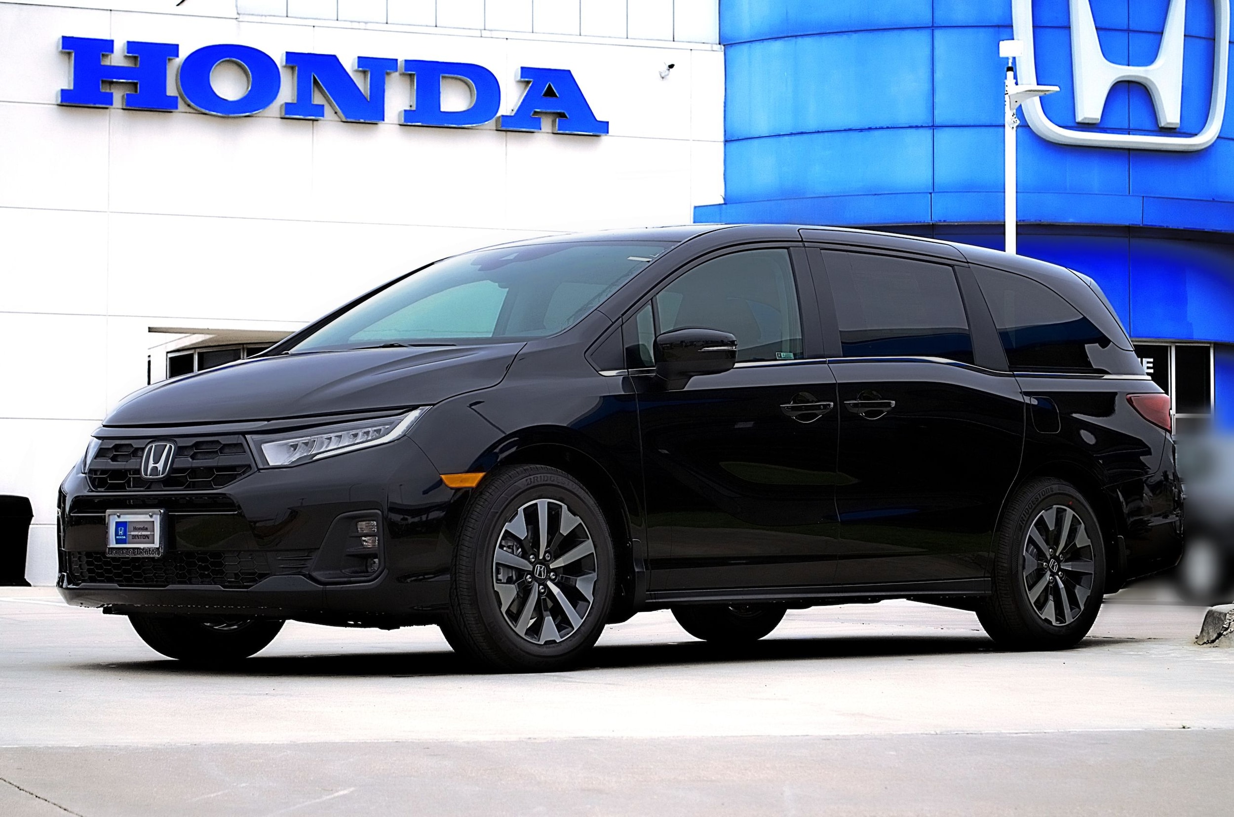 2026 Honda Odyssey EX-L's photo