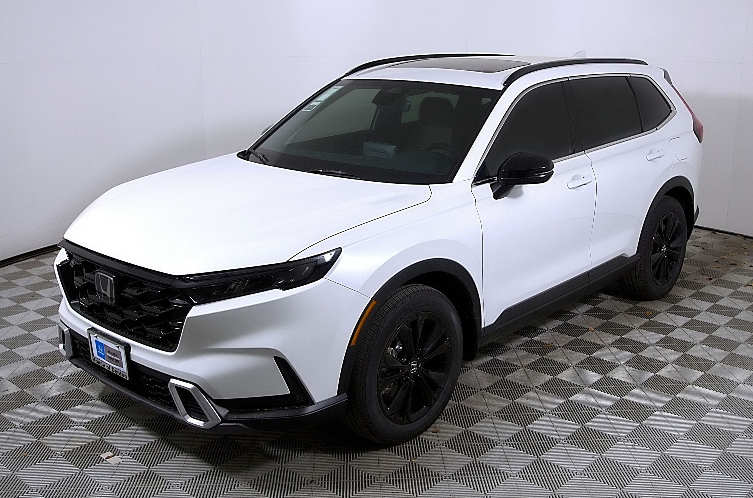 2023 Honda CR-V Hybrid Sport Touring photo 2