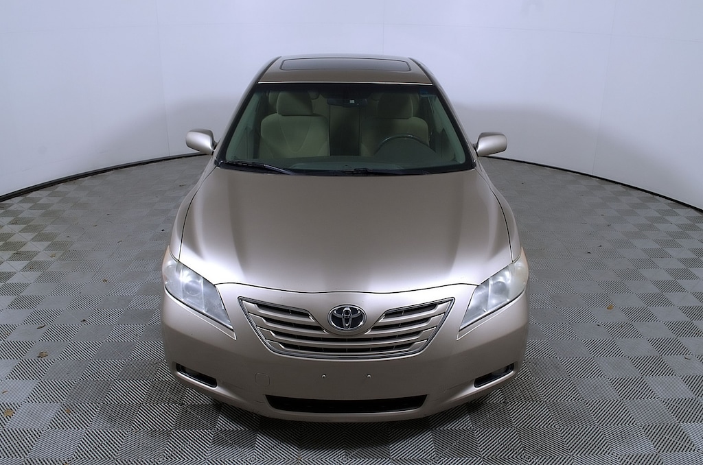 Used 2007 Toyota Camry XLE Sedan