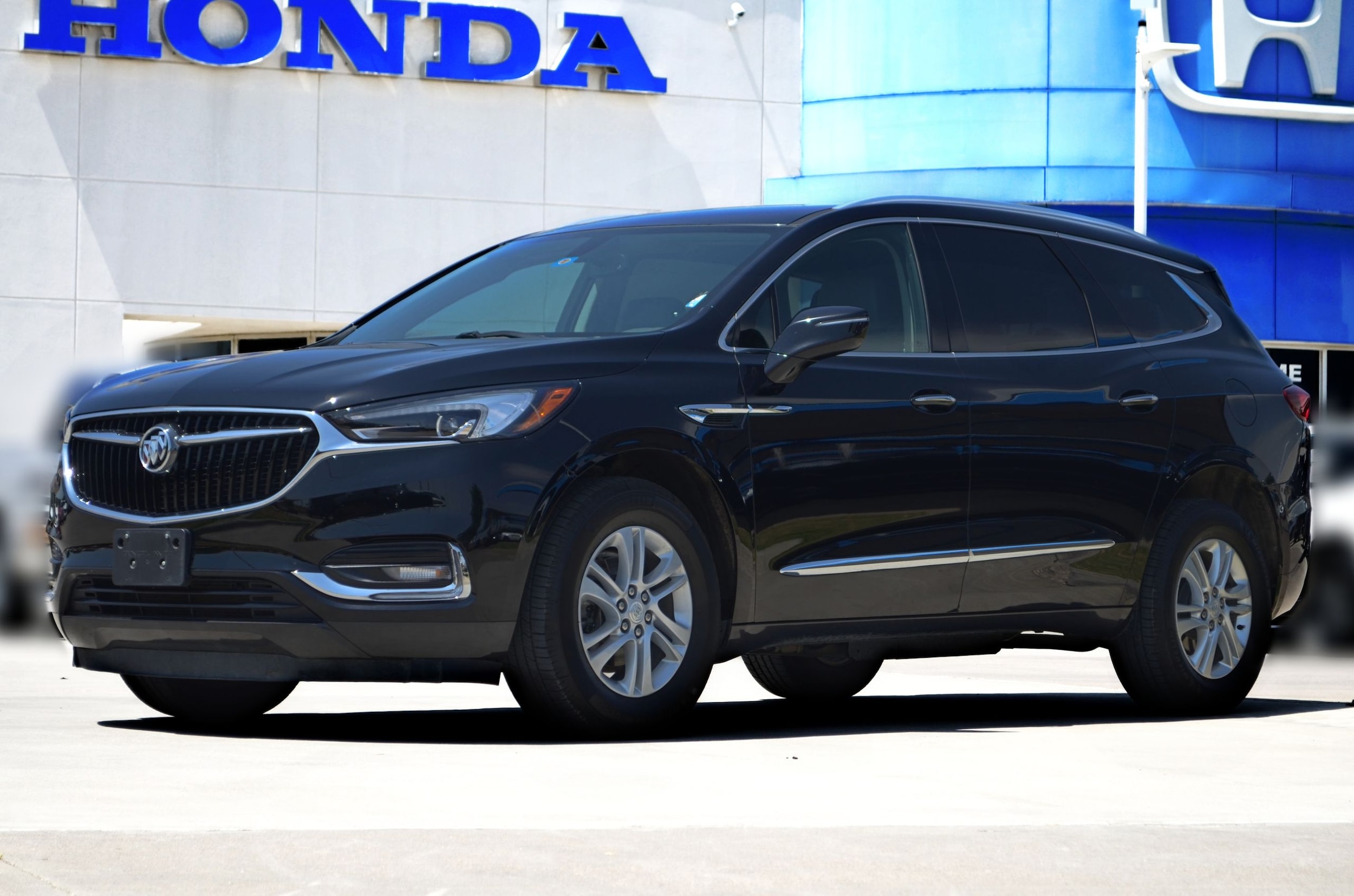 Used 2021 Buick Enclave Essence