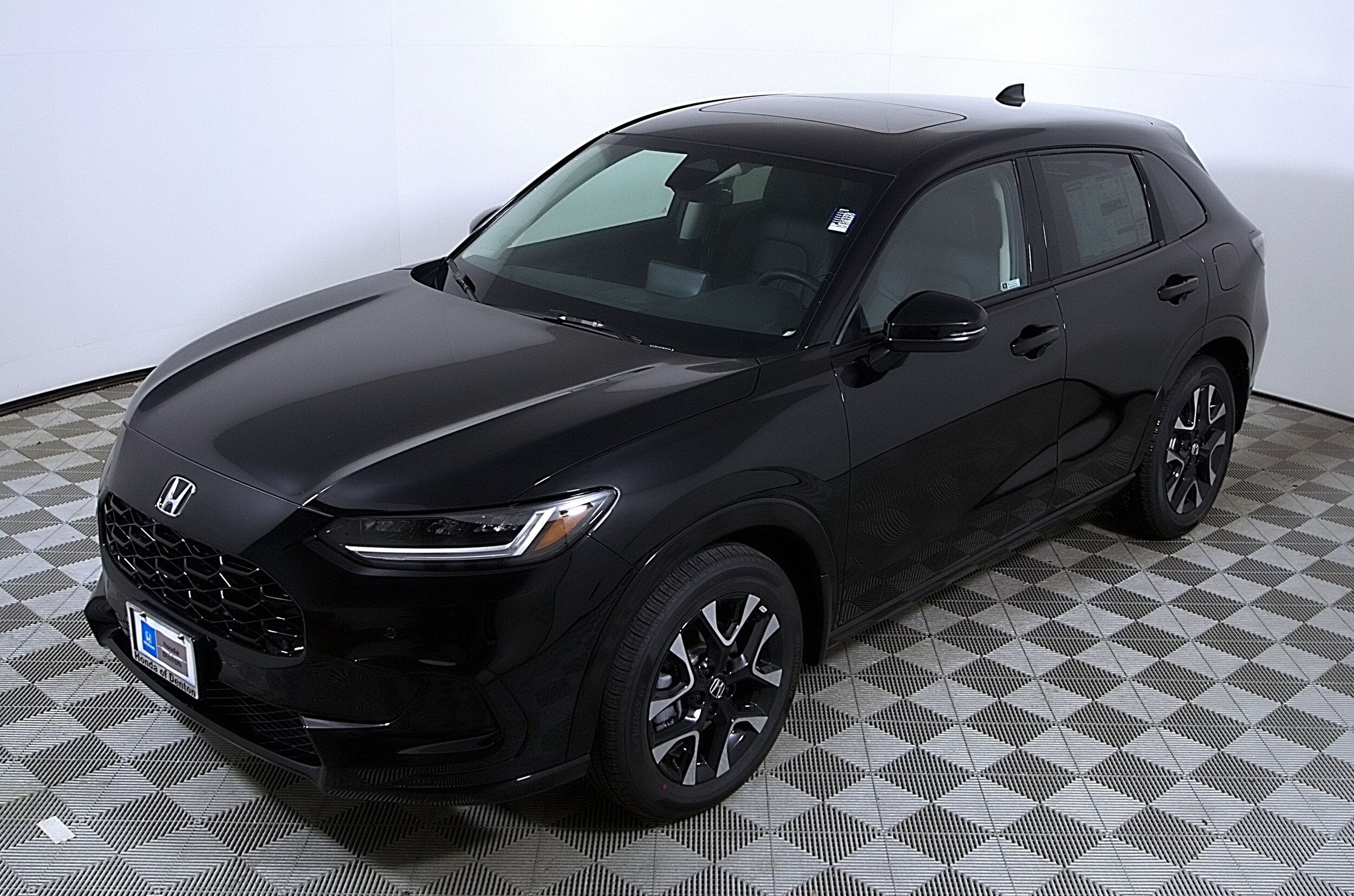 2026 Honda HR-V EX-L photo 2