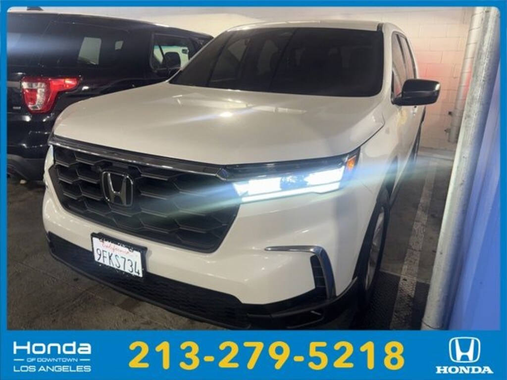 Used 2023 Honda Pilot LX SUV
