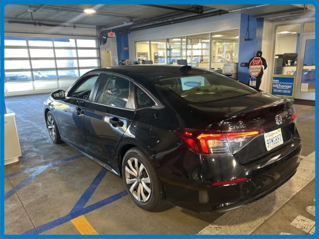 Used 2025 Honda Civic LX Sedan