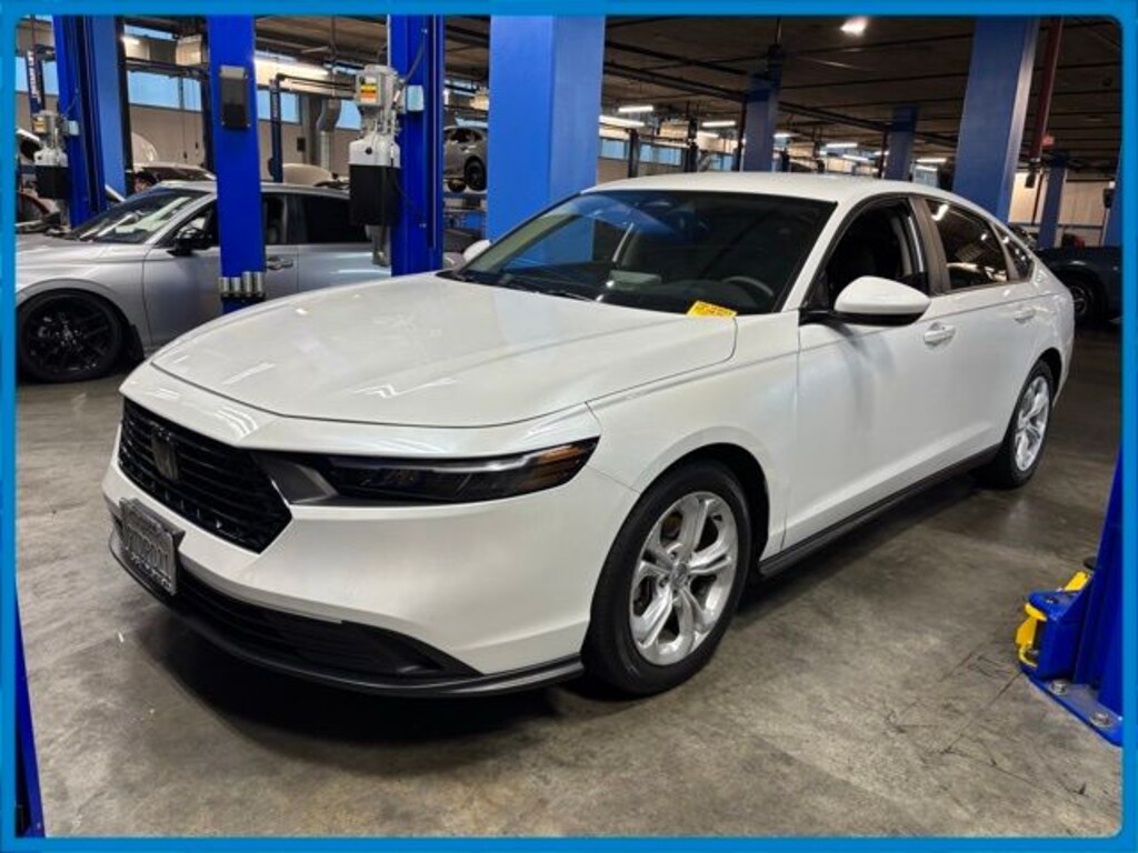 Used 2025 Honda Accord LX Sedan