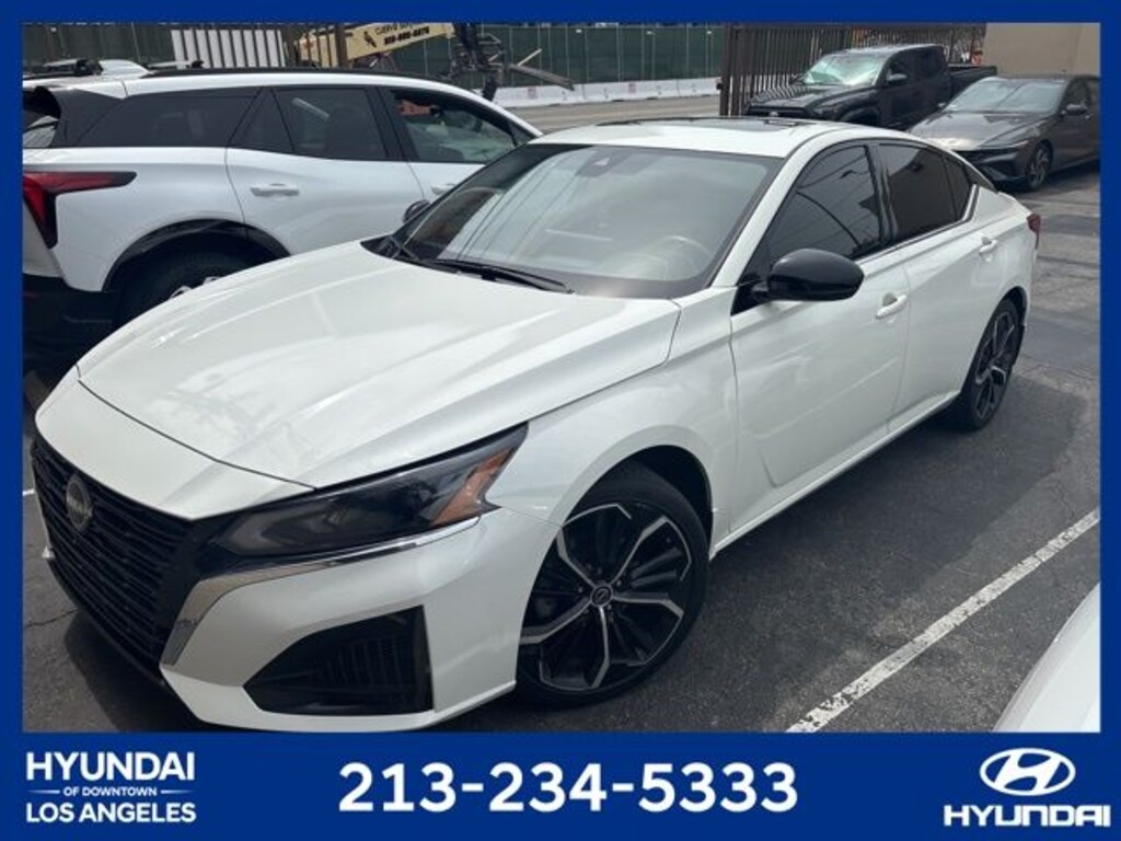 Used 2023 Nissan Altima 2.5 SR Sedan