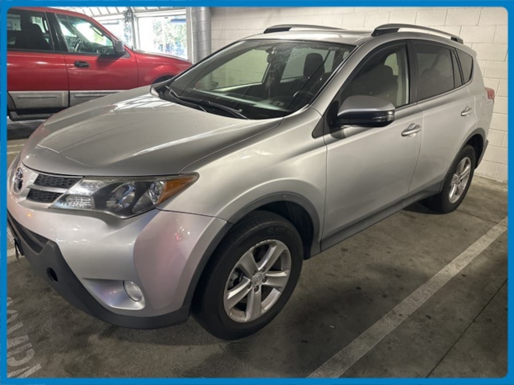 Used 2013 Toyota RAV4 XLE SUV