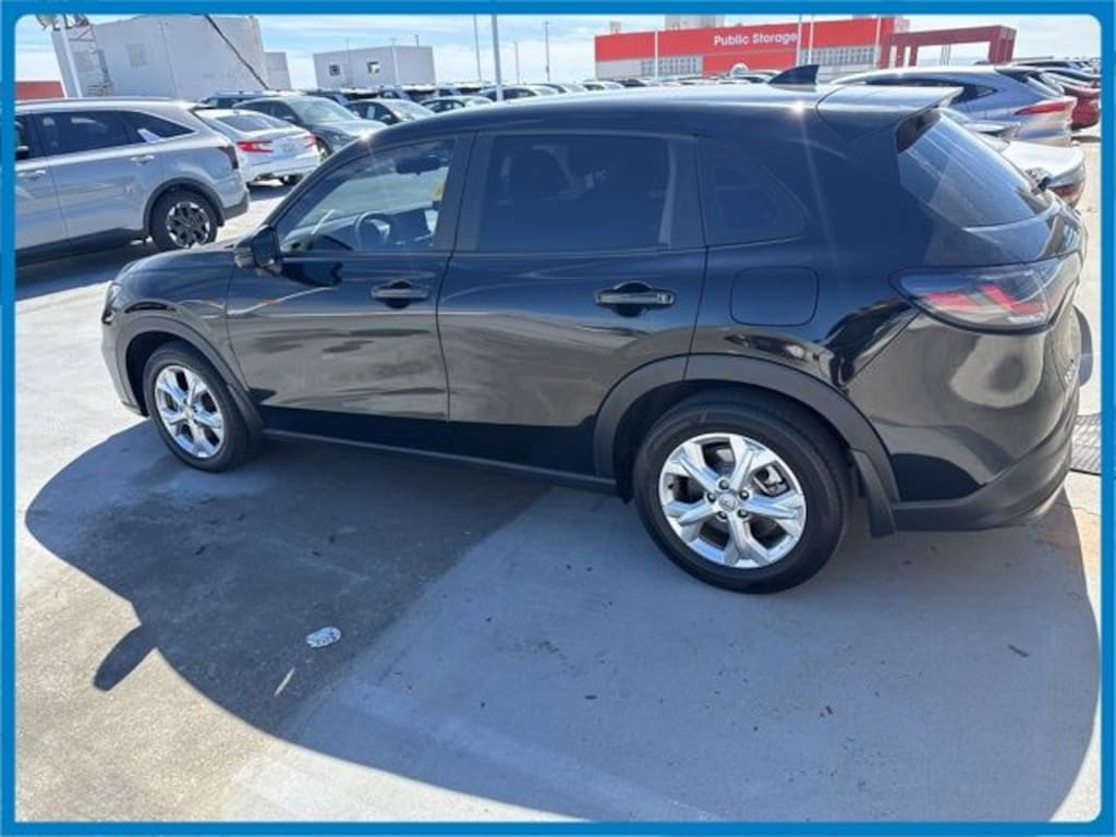 Used 2023 Honda HR-V LX 2WD SUV