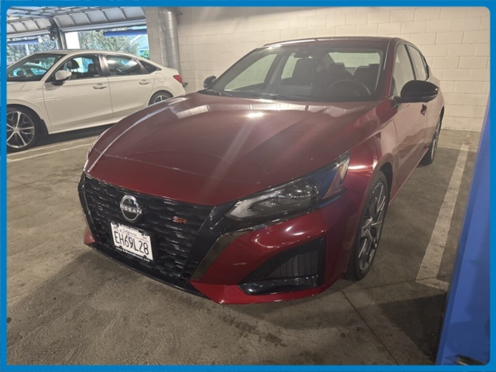 Used 2024 Nissan Altima 2.0 SR Sedan