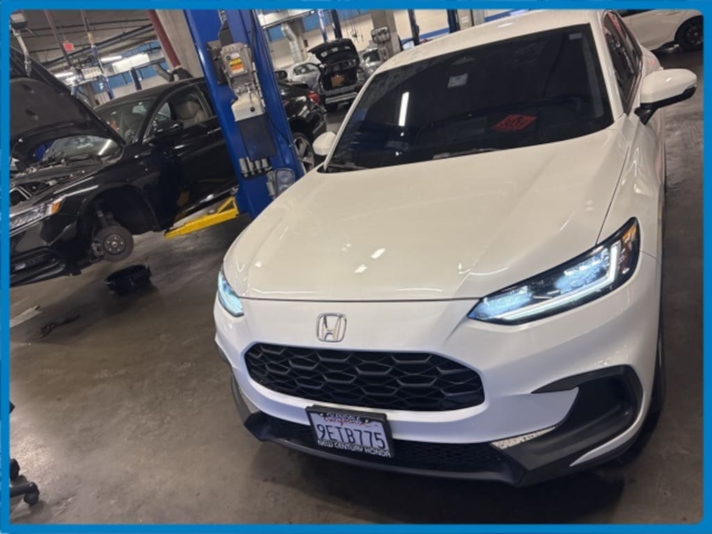 Certified 2023 Honda HR-V LX 2WD SUV