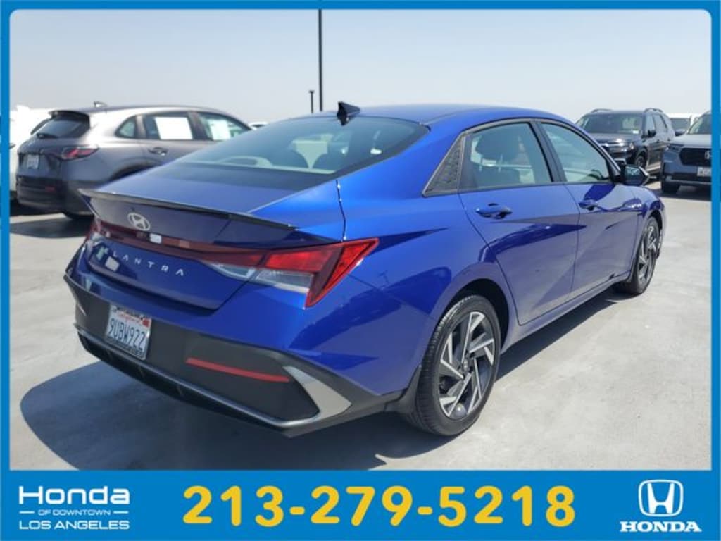 Used 2025 Hyundai Elantra SEL Sport Sedan