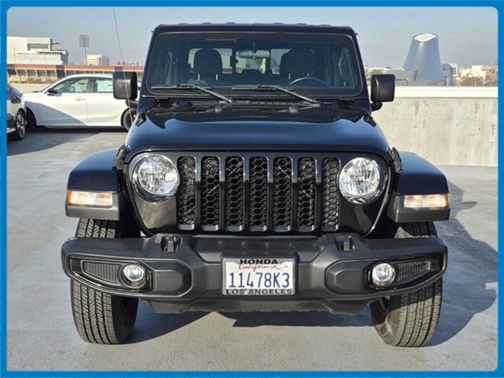 Used 2021 Jeep Gladiator Sport Truck Crew Cab