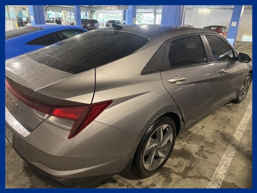 Used 2023 Hyundai Elantra SEL Sedan