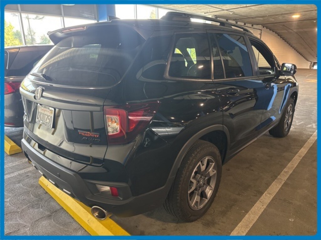 Used 2023 Honda Passport TrailSport SUV