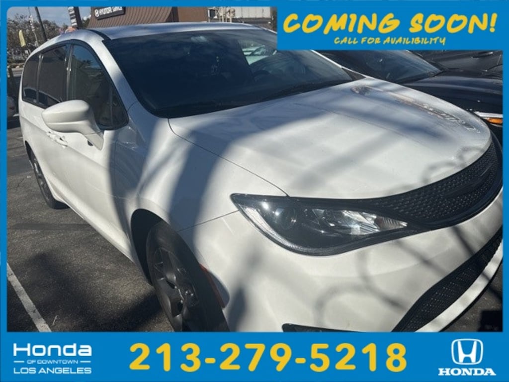 Used 2018 Chrysler Pacifica Touring Plus Van