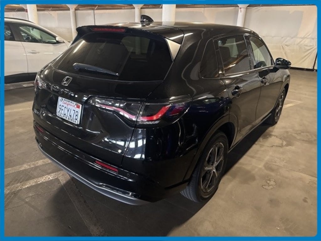 Used 2023 Honda HR-V EX-L 2WD SUV