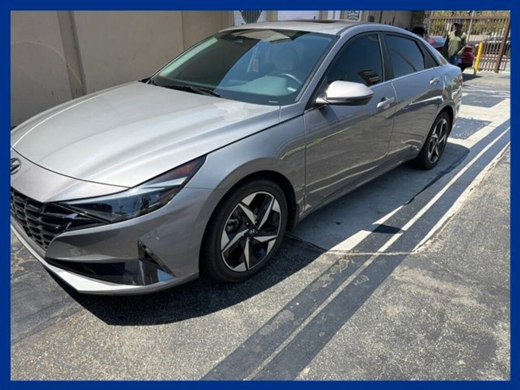 Used 2023 Hyundai Elantra Limited Sedan