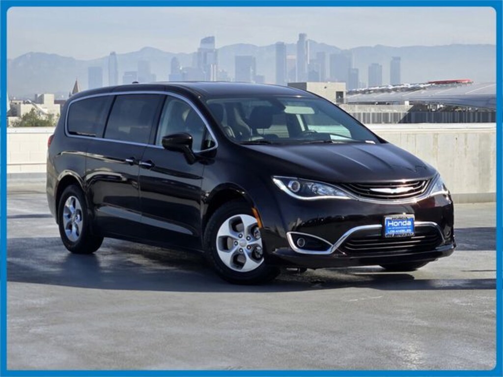 Used 2018 Chrysler Pacifica Hybrid Touring Plus Van Passenger Van
