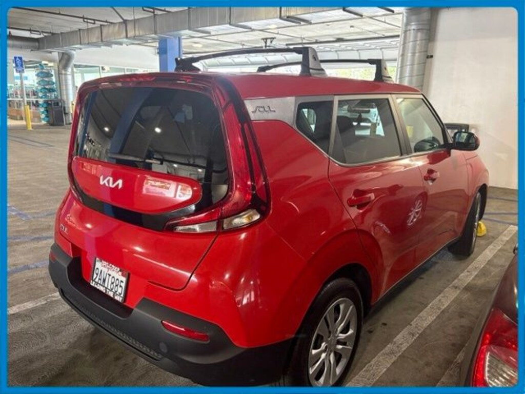 Used 2022 Kia Soul LX Hatchback
