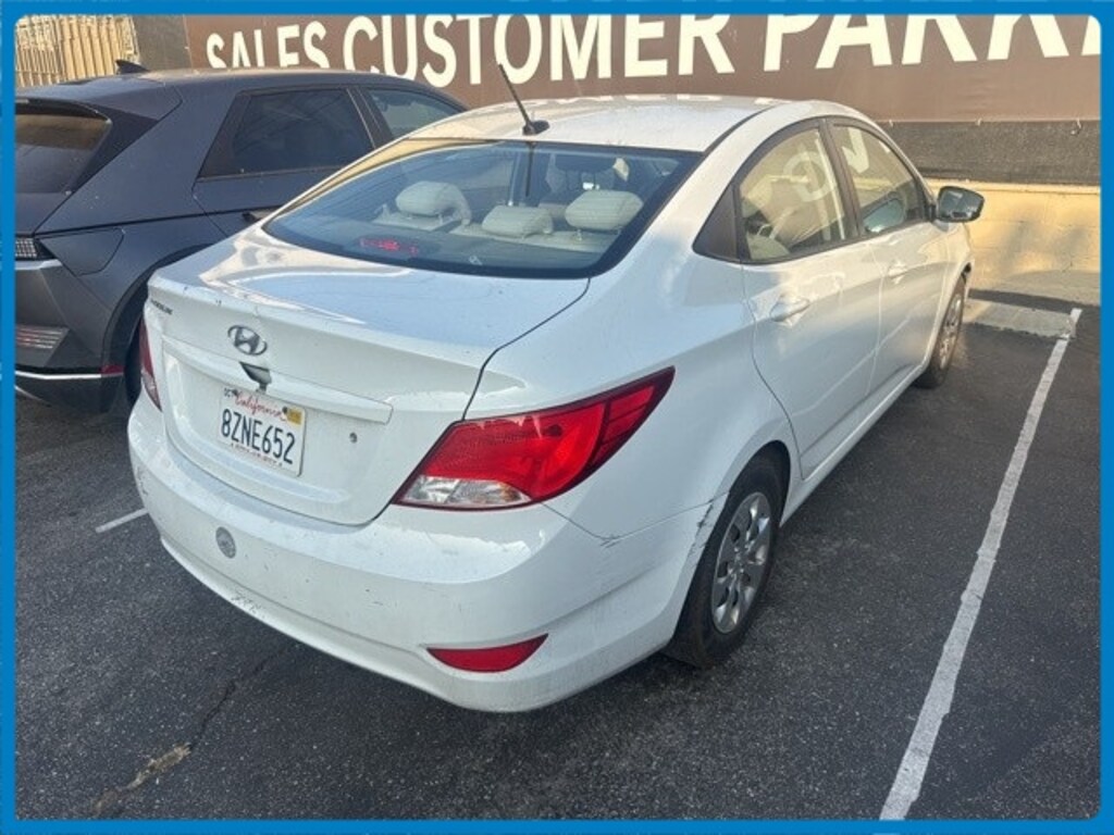 Used 2017 Hyundai Accent SE Sedan