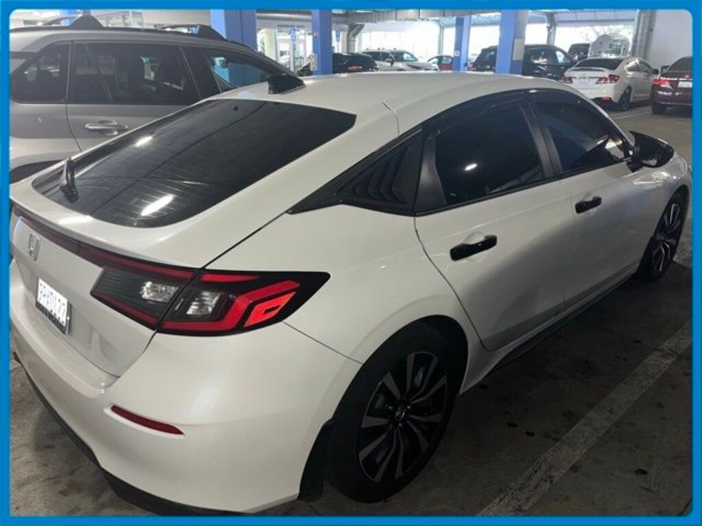 Used 2024 Honda Civic EX-L Hatchback