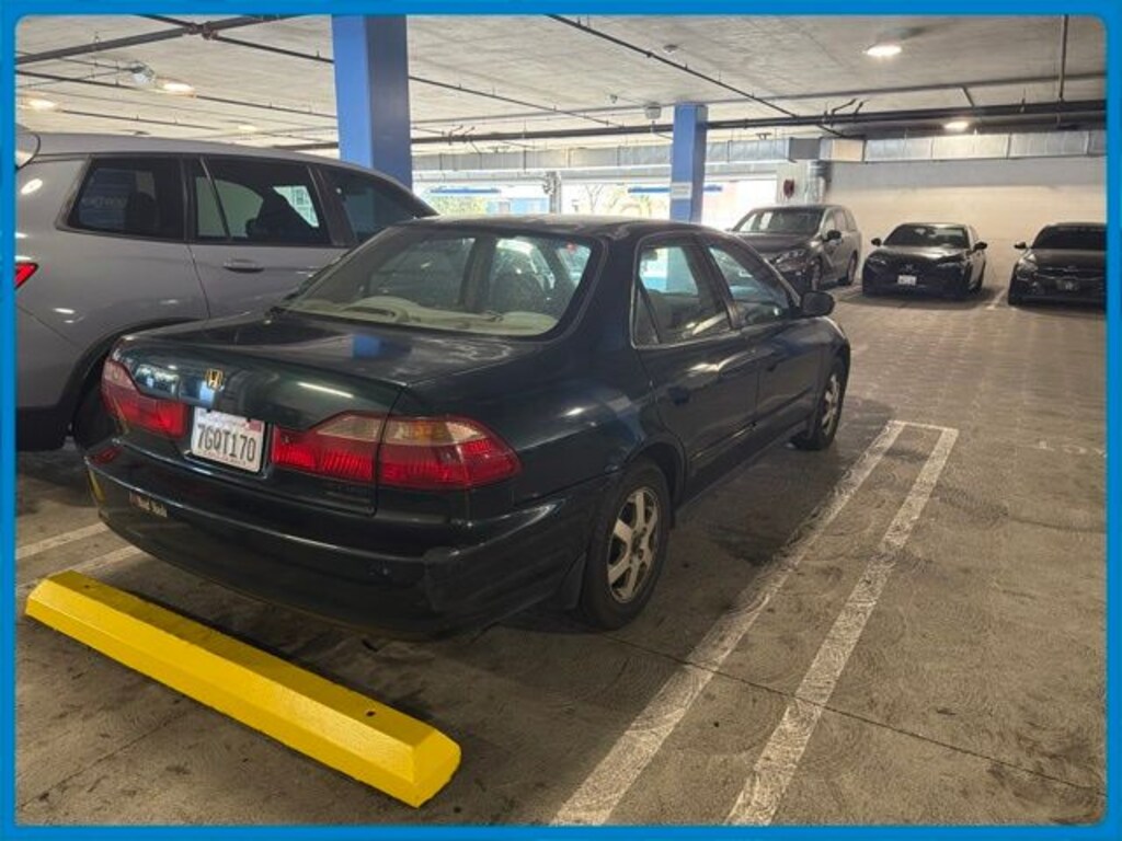 Used 2000 Honda Accord 2.3 SE Sedan
