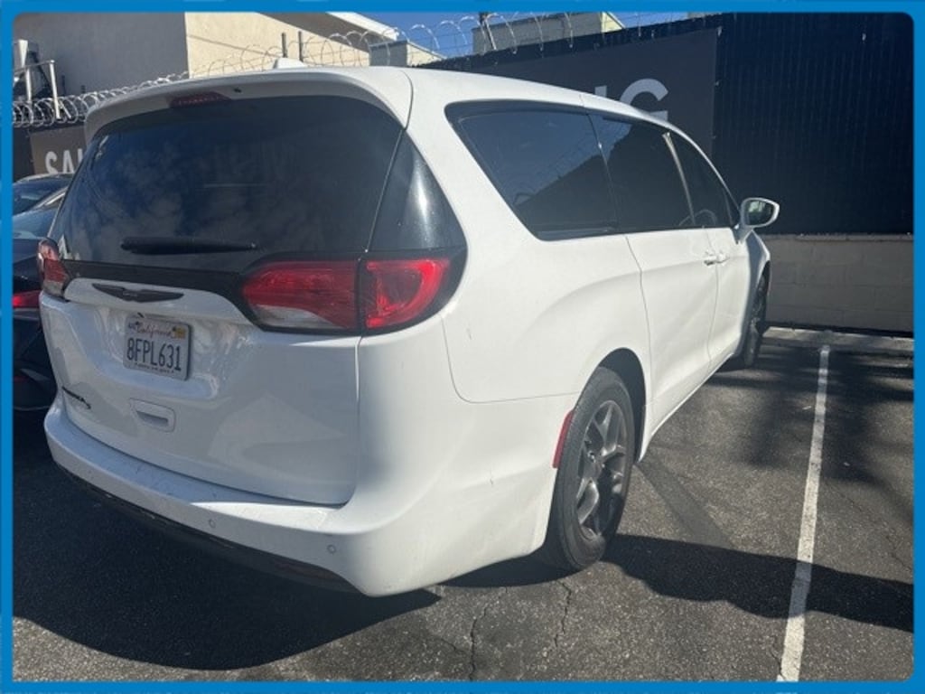 Used 2018 Chrysler Pacifica Touring Plus Van