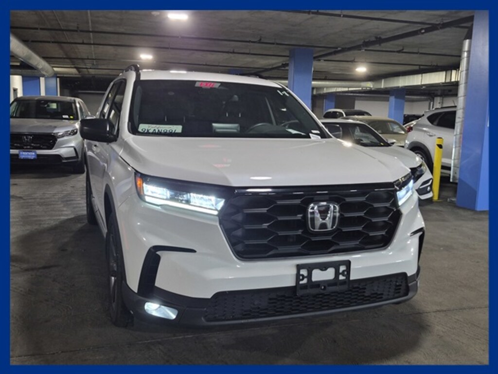 Used 2024 Honda Pilot Sport SUV