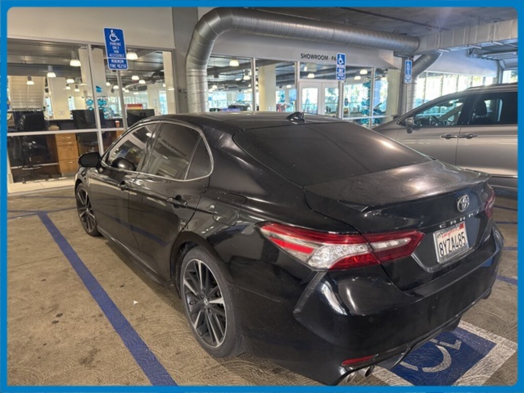 Used 2018 Toyota Camry XSE V6 Sedan