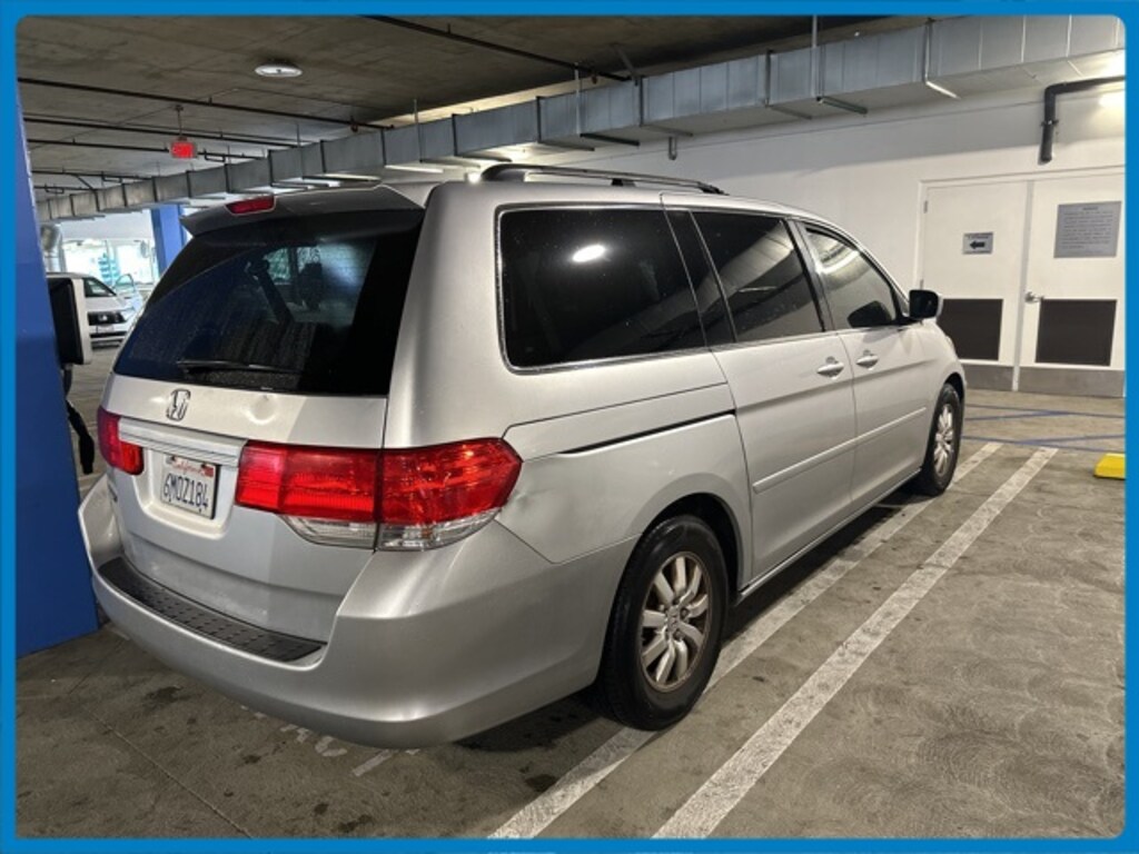 Used 2010 Honda Odyssey EX-L Van