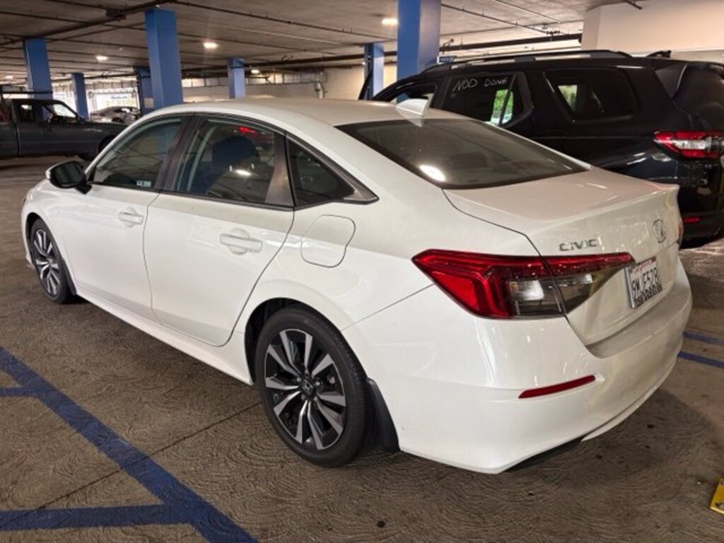 Used 2024 Honda Civic EX Sedan