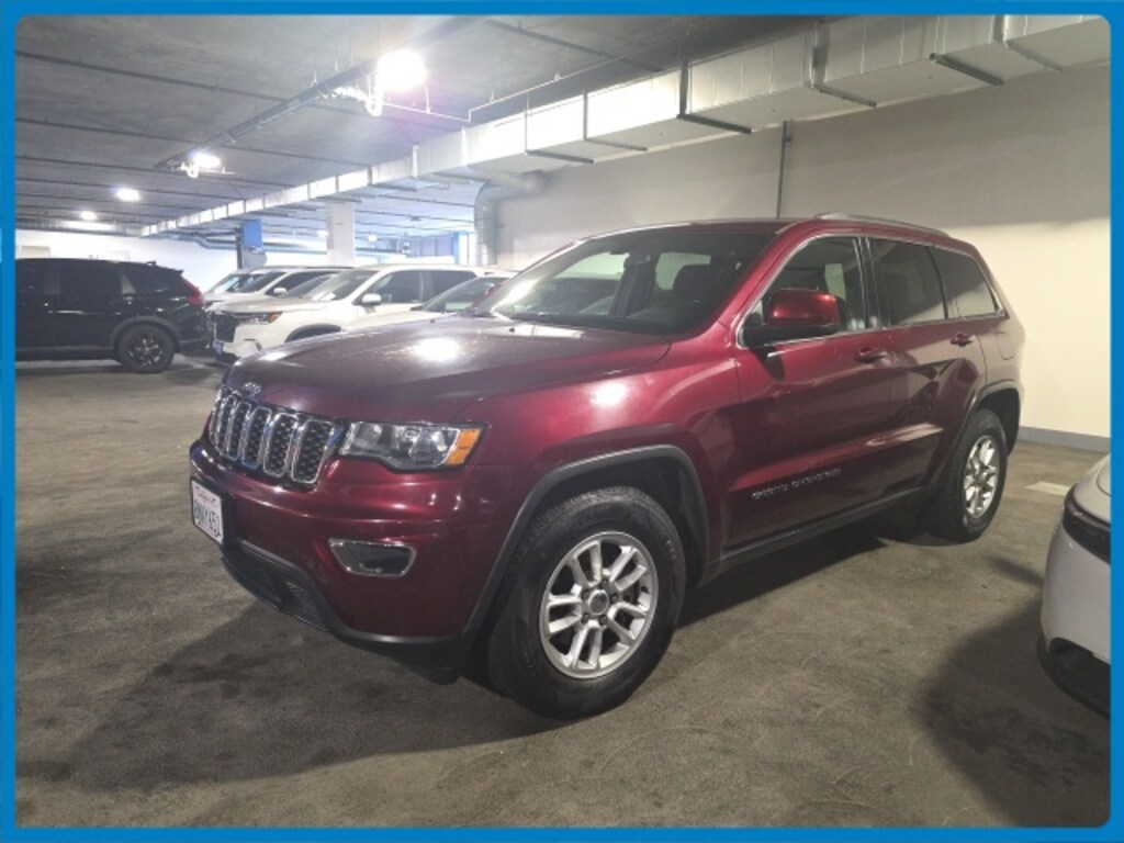 Used 2020 Jeep Grand Cherokee Laredo SUV