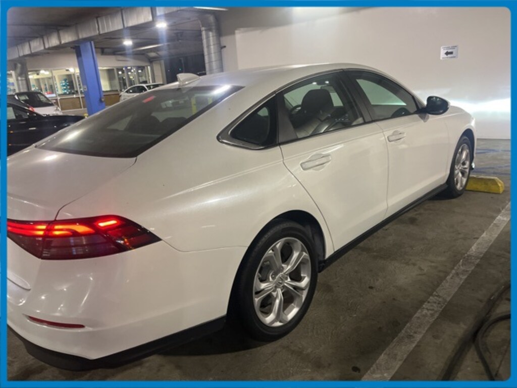 Used 2023 Honda Accord LX Sedan