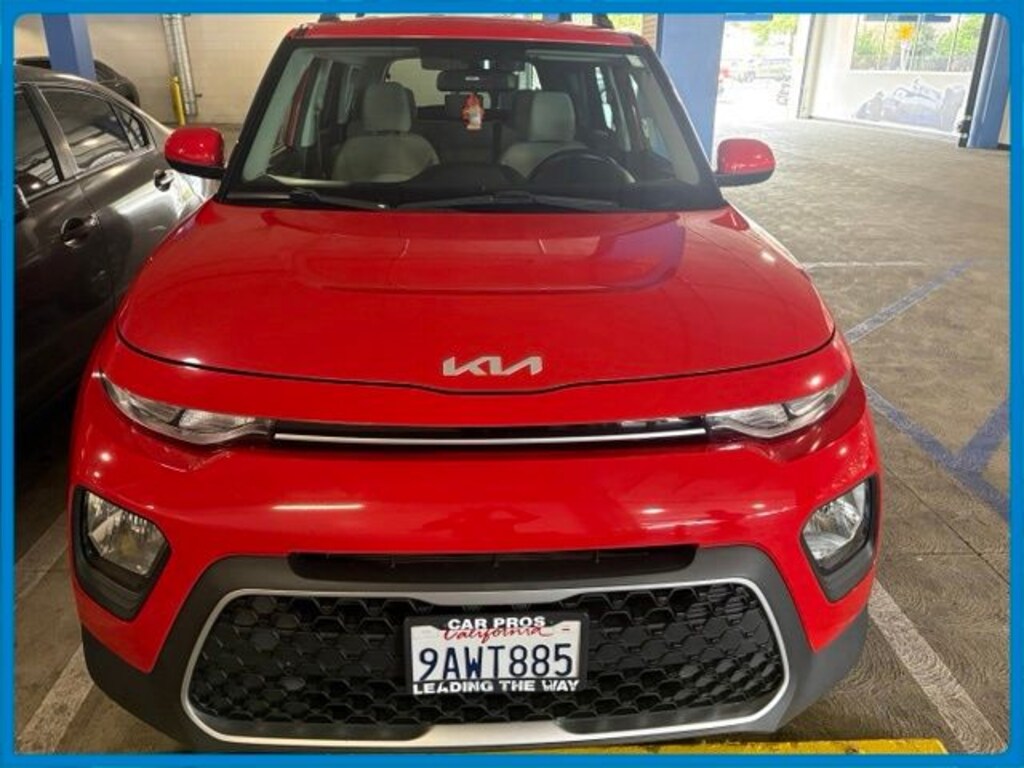 Used 2022 Kia Soul LX Hatchback
