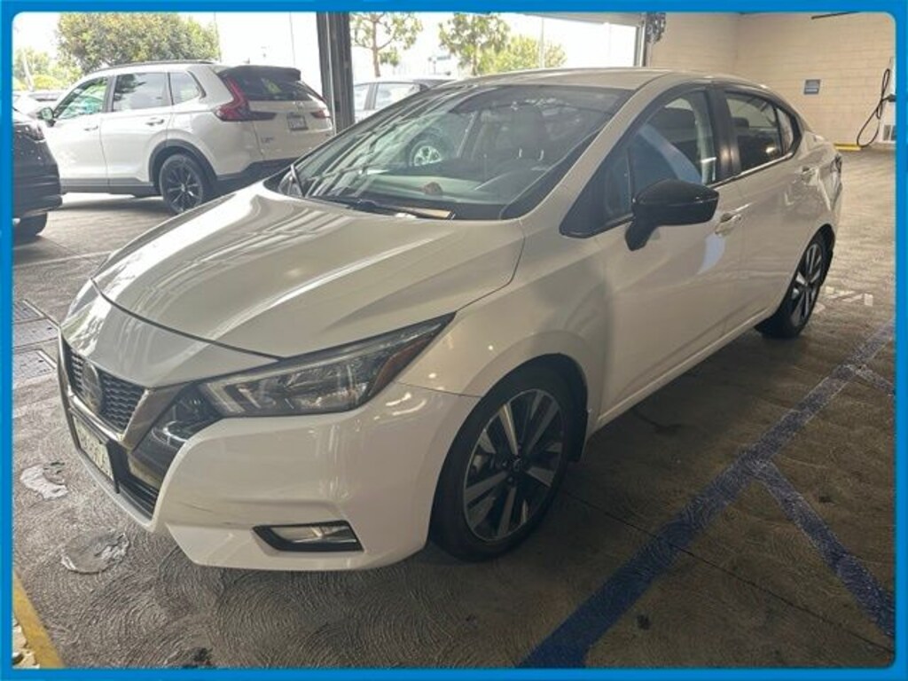 Used 2020 Nissan Versa 1.6 SR Sedan